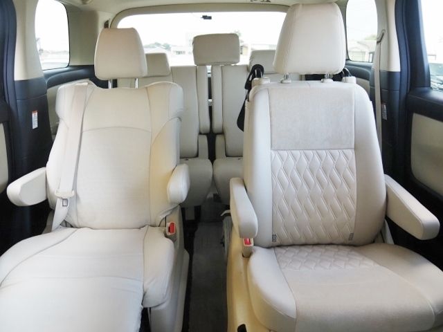 Toyota ALPHARD HYBRID 2020-10 15372-16