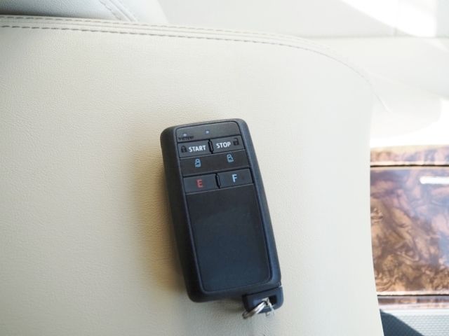 Toyota ALPHARD HYBRID 2020-10 15372-29
