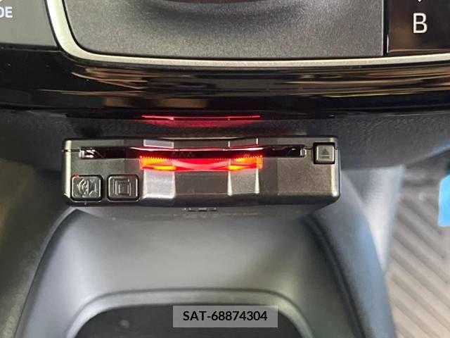 Toyota AQUA 2023-05 356309-8