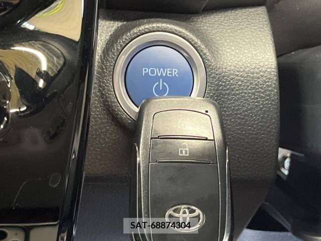 Toyota AQUA 2023-05 356309-6