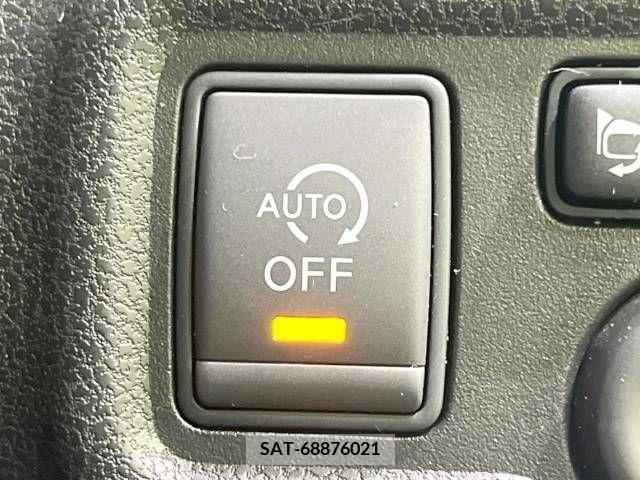 Nissan NOTE 2015-11 302382-5