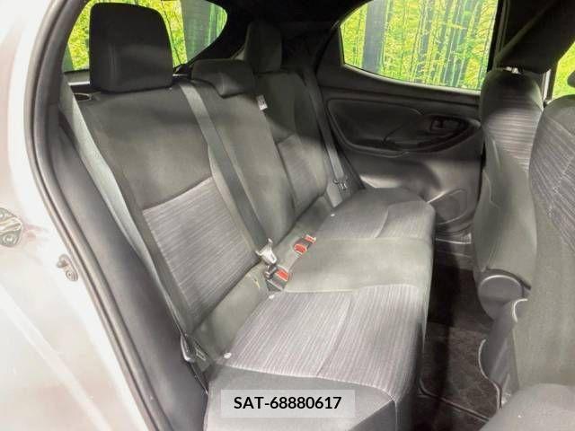 Toyota YARIS 2021-06 375008-9