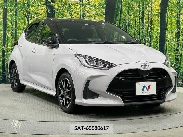 Toyota YARIS 2021-06 375008-16
