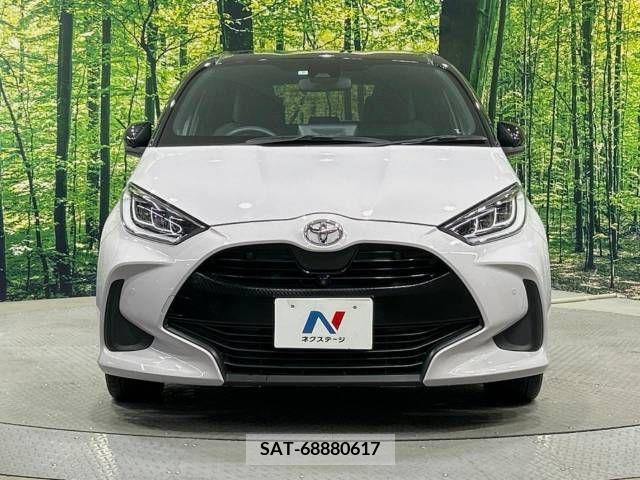 Toyota YARIS 2021-06 375008-14