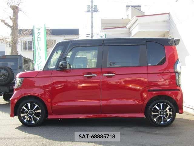 Honda N BOX CUSTOM 2022-06 210403-7