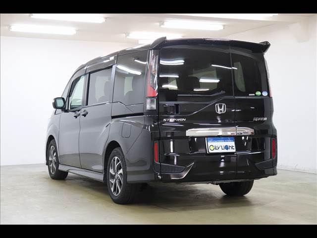 Honda e 2018-04 20911-19
