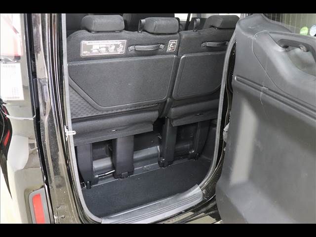 Honda e 2018-04 20911-13