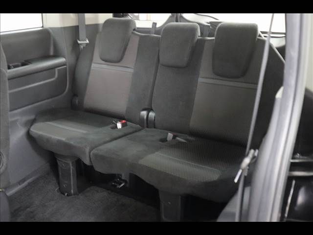 Honda e 2018-04 20911-12