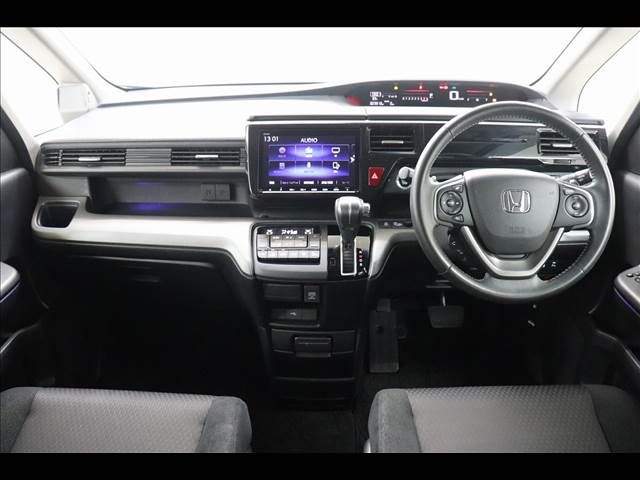 Honda e 2018-04 20911-1