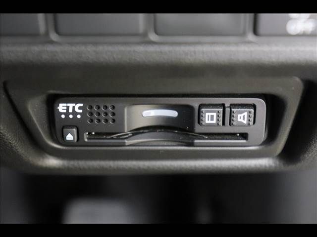 Honda e 2018-04 20911-4