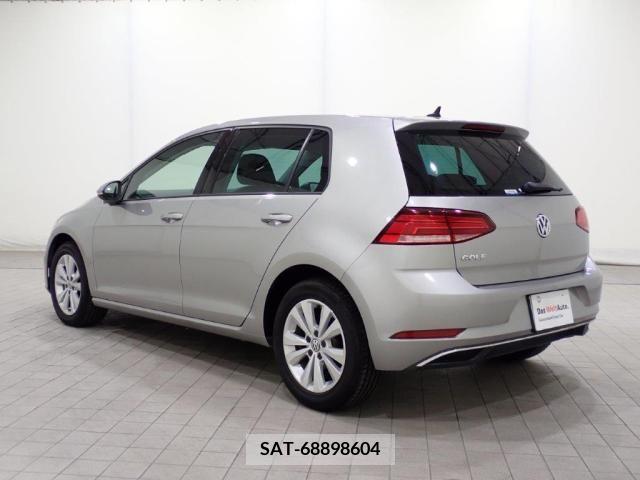 VolksWagen GOLF 2018-02 370661-10
