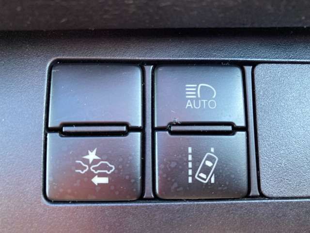 Toyota SIENTA 2019-05 184523-12