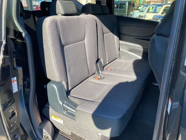 Toyota SIENTA 2019-05 184523-21