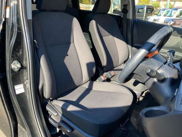 Toyota SIENTA 2019-05 184523-4