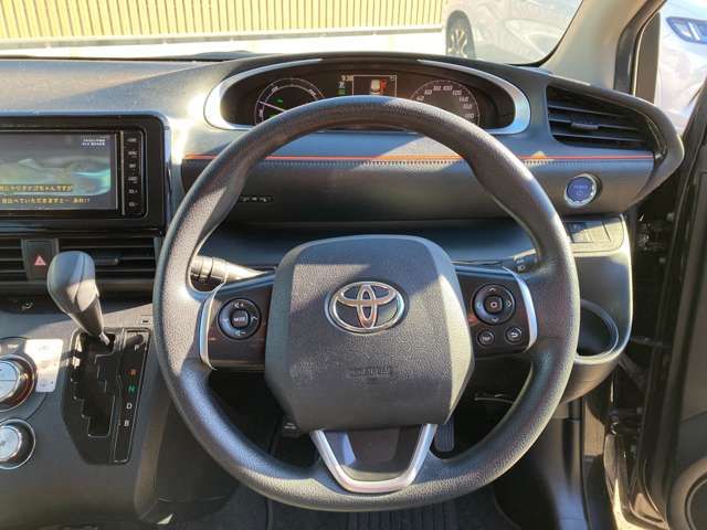 Toyota SIENTA 2019-05 184523-9