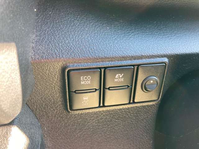 Toyota SIENTA 2019-05 184523-16