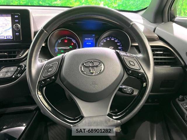 Toyota C-HR 2017-03 294950-11