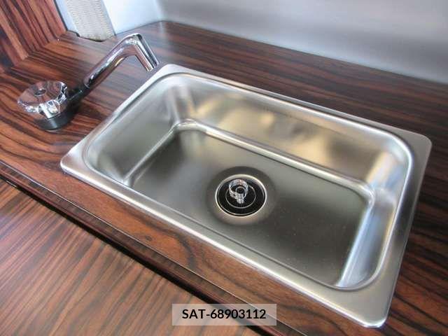Suzuki EVERY 2022-11 375870-13