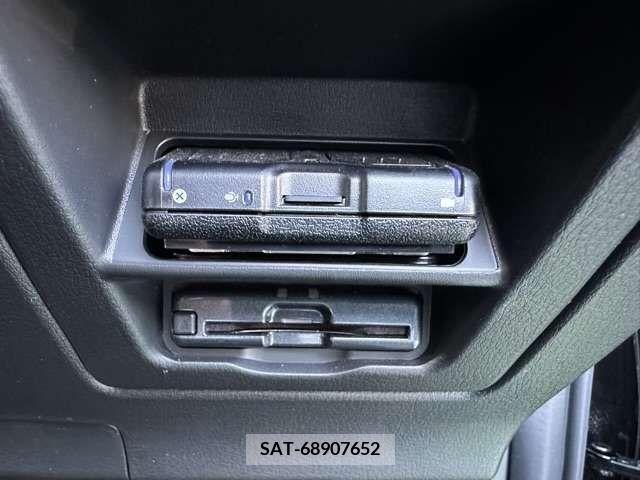 Mazda CX-30 2023-03 265612-13