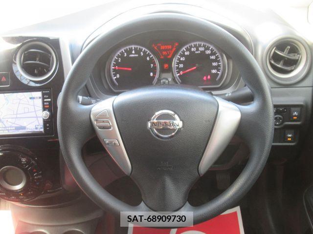 Nissan NOTE 2015-07 279837-16