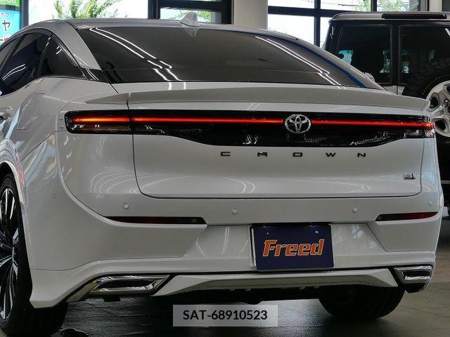 Toyota CROWN 2023-02 333462-9