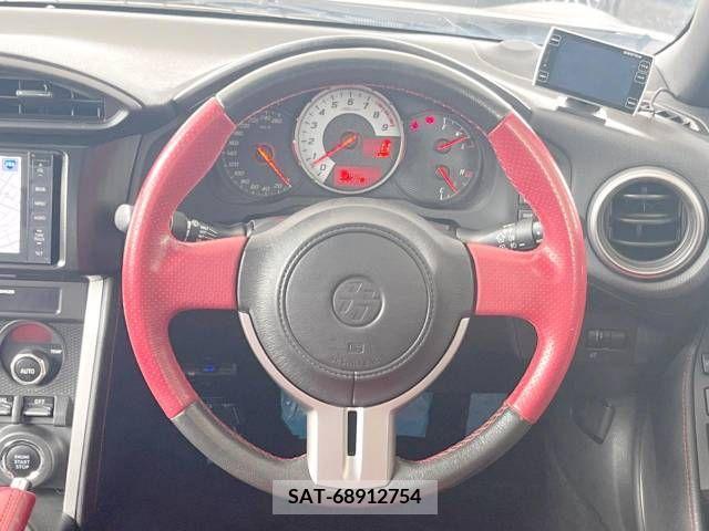 Toyota 86 2012-08 374779-11