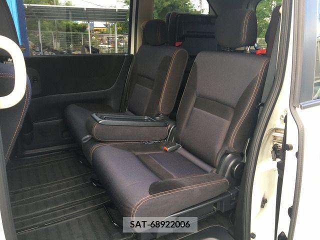 Nissan SERENA 2009-10 367730-4