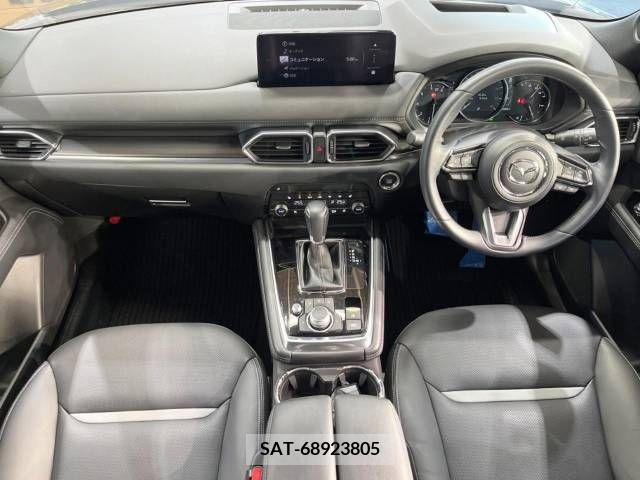 Mazda CX-8 2023-08 333220-1