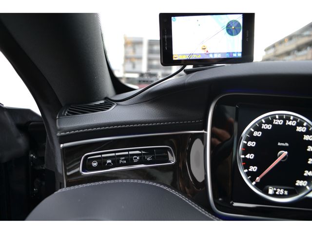 Mercedes Benz S-CLASS 2017-01 196122-22