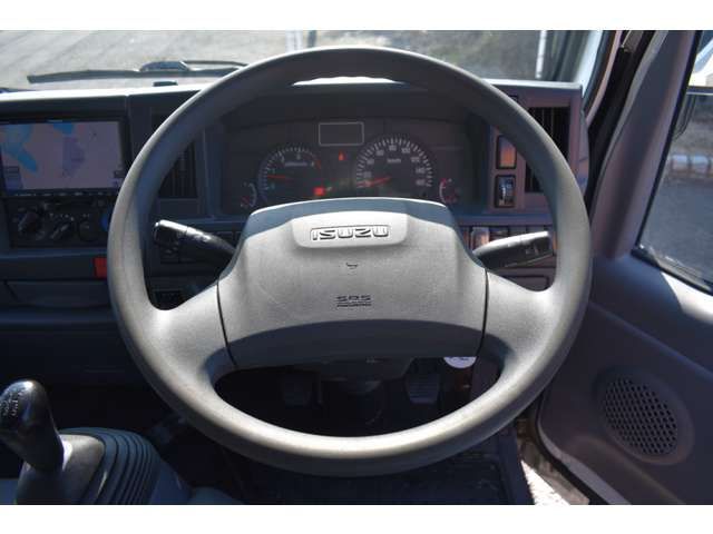 Isuzu ELF TRUCK 2017-08 20493-5