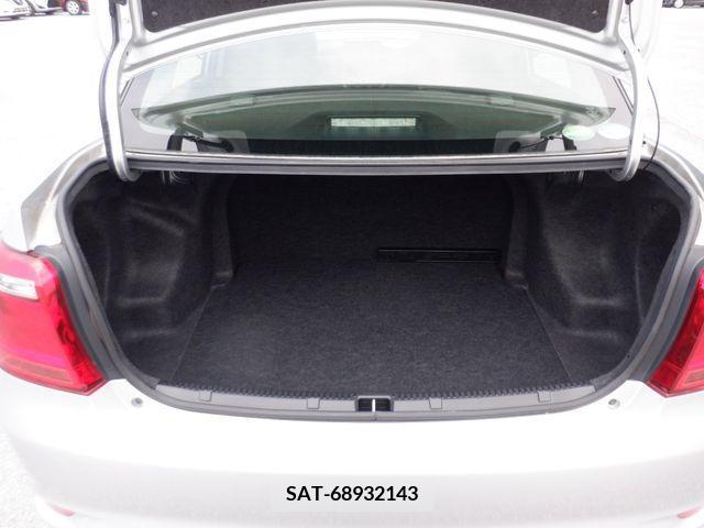 Toyota COROLLA AXIO 2018-07 201599-9