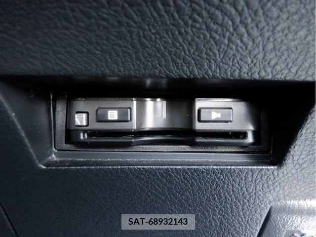 Toyota COROLLA AXIO 2018-07 201599-16