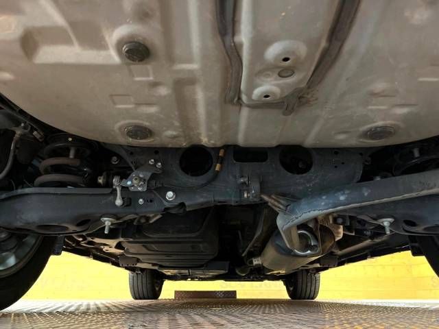 Toyota HARRIER 2019-05 182853-19