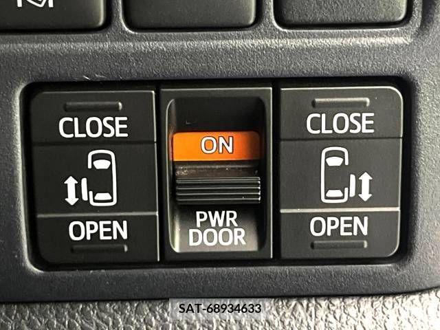 Toyota NOAH 2016-04 298091-5