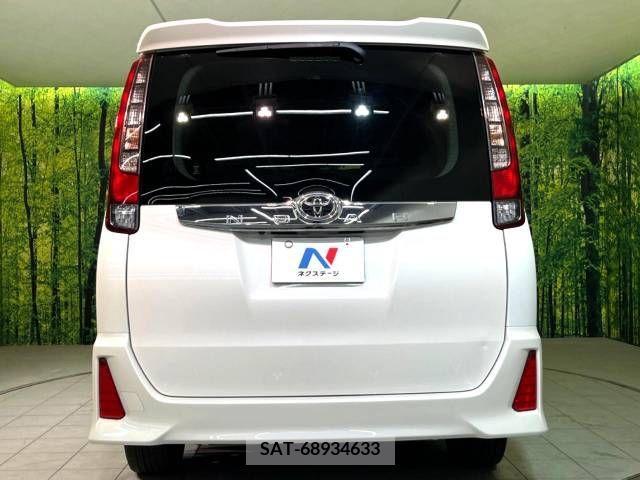 Toyota NOAH 2016-04 298091-16