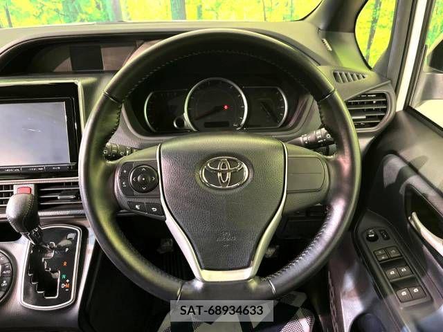 Toyota NOAH 2016-04 298091-12