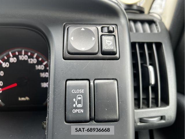 Nissan SERENA 2010-09 367620-17