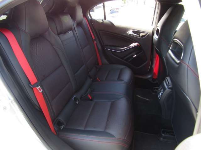 Mercedes Benz A-CLASS 2013-09 9069-12
