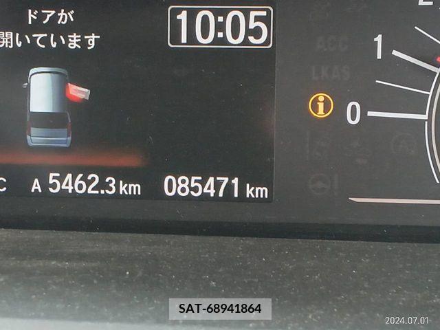Honda N BOX 2018-06 335106-8