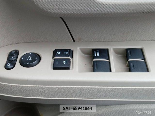 Honda N BOX 2018-06 335106-7