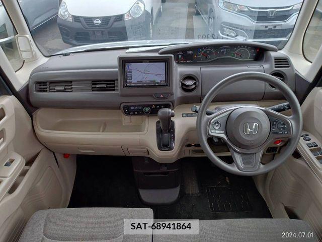 Honda N BOX 2018-06 335106-3