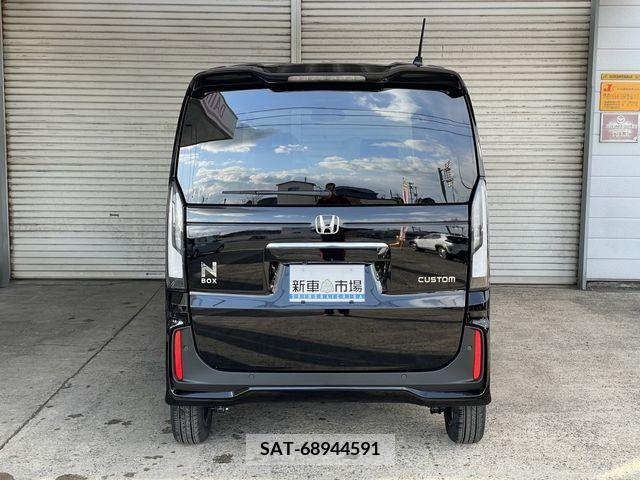 Honda N BOX CUSTOM 2024-02 372261-4