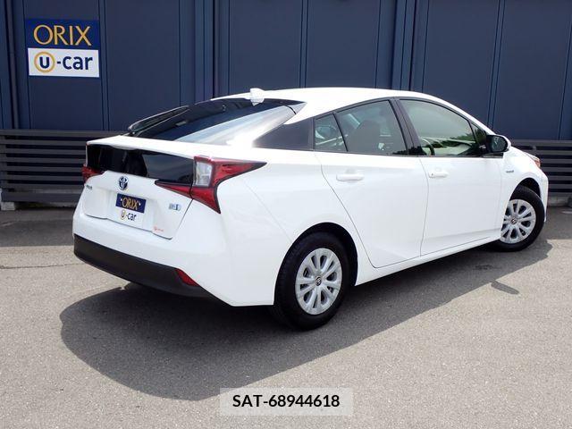 Toyota PRIUS 2019-04 372800-2