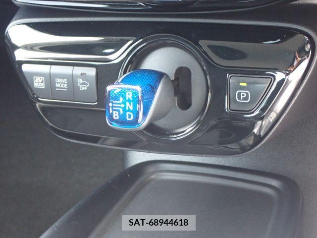 Toyota PRIUS 2019-04 372800-9