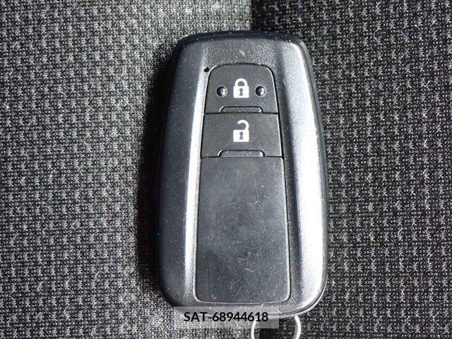 Toyota PRIUS 2019-04 372800-20