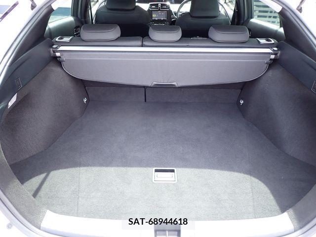 Toyota PRIUS 2019-04 372800-17