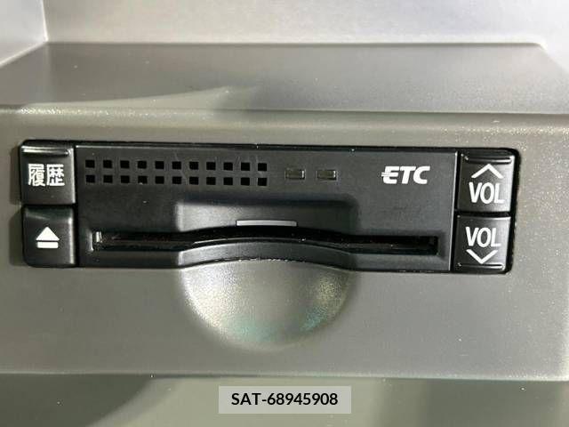 Toyota ESTIMA 2011-11 299189-7