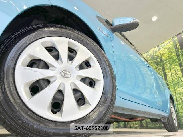 Toyota AQUA 2012-03 389295-13
