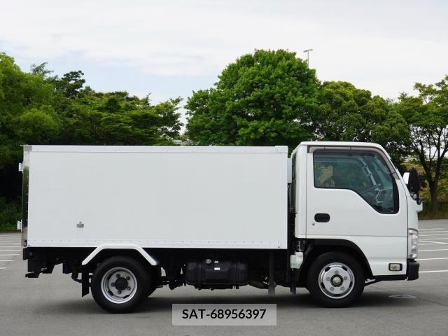 Isuzu ELF TRUCK 2016-09 324030-9