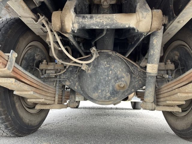 Isuzu ELF TRUCK 2016-07 15189-26
